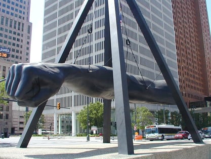 detroit_fist_statue